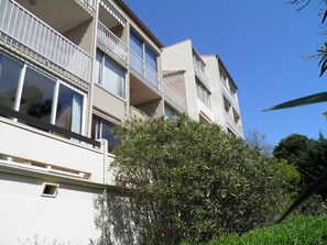 Exterior detail - Charming Studio Cabine with Terrace, 300m from Beach, Parking Included, Sète (Sète)