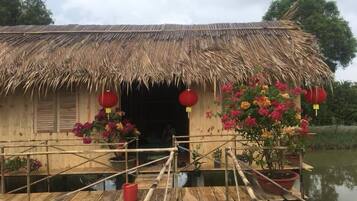 Phòng có thiết kế đặc trưng | Quang cảnh ban công