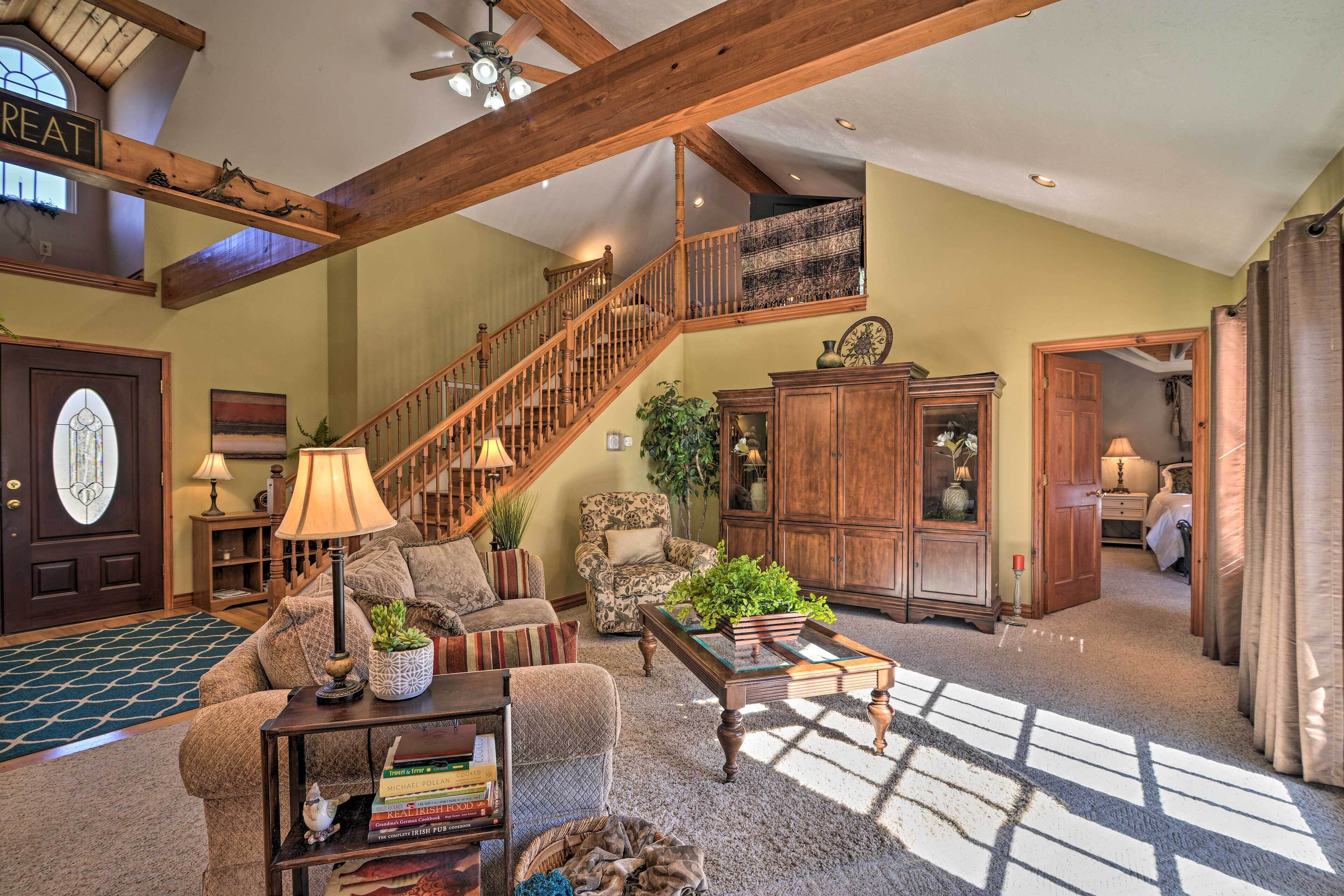 Private Family Home w/ Deck, Porch + Forest Views!