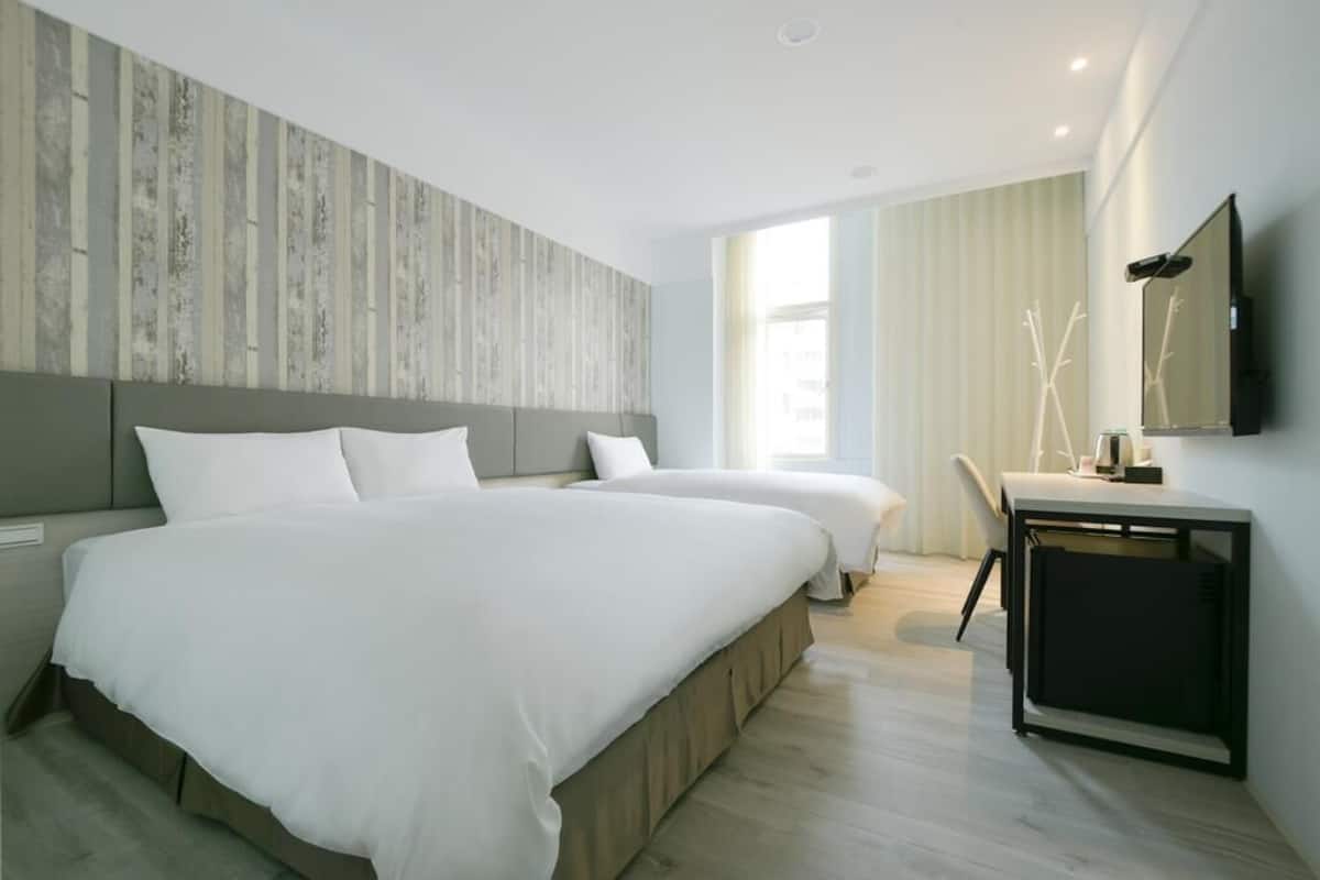 Superior Triple Room