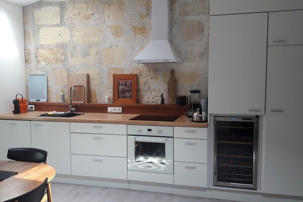 Fridge, oven, dishwasher, coffee/tea maker - Lovely apartment Bordeaux Jardin Public (Bordeaux)