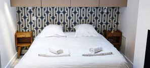 1 bedroom, desk, iron/ironing board, Internet - Lovely apartment Bordeaux Jardin Public (Bordeaux)