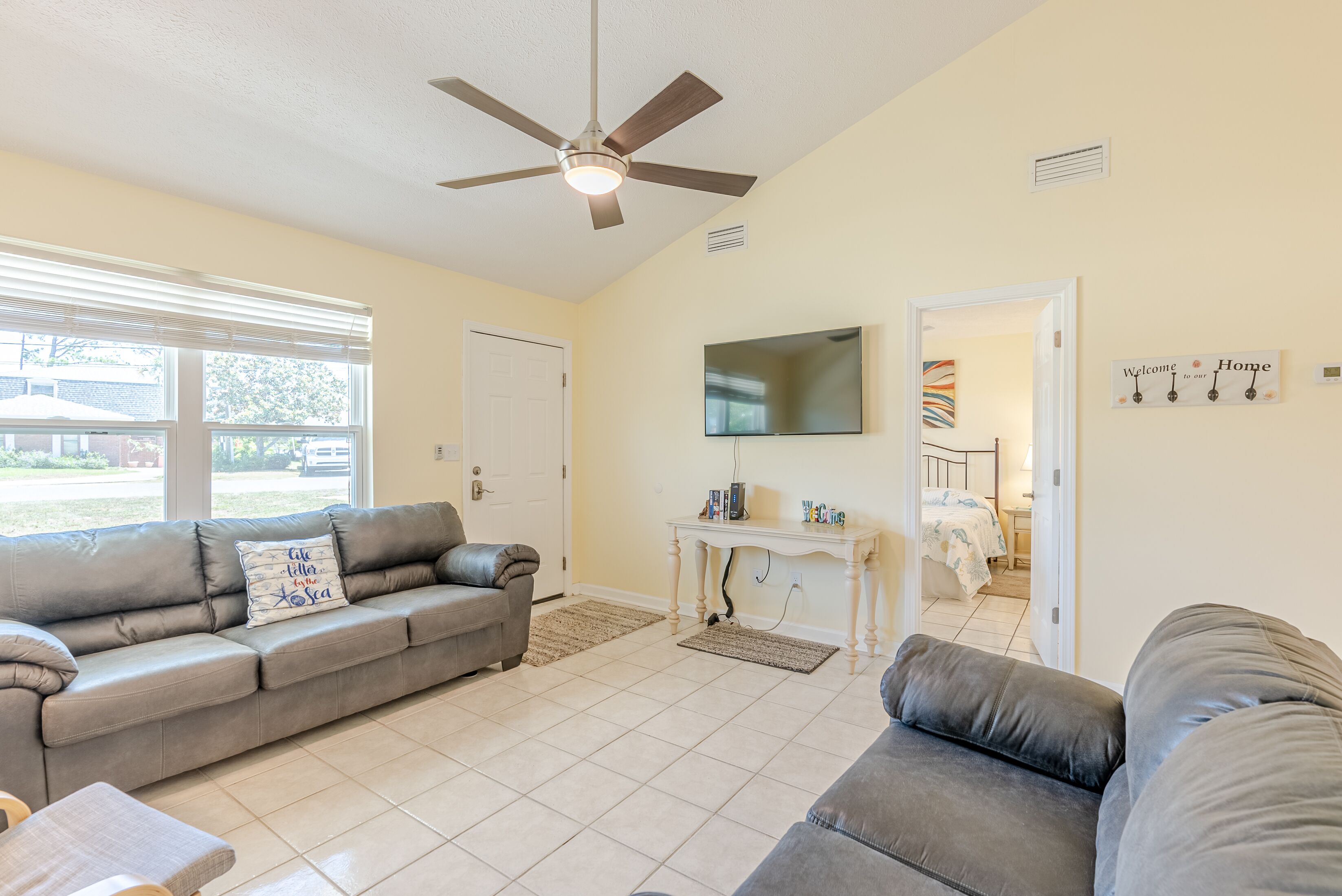 3+ BR Private Home Close to Beach, Boat Launch, Marinas and More!