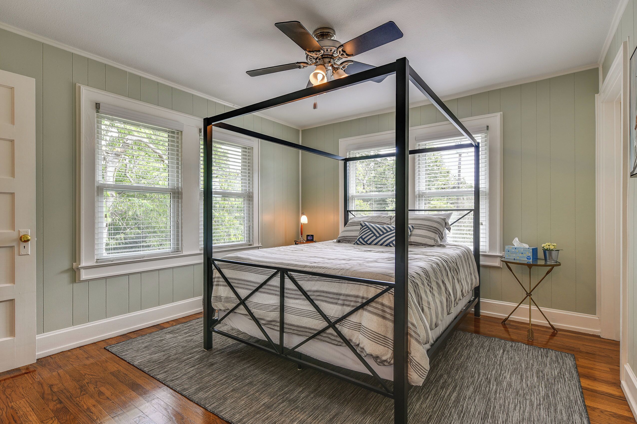 1 bedroom, in-room safe, iron/ironing board, free WiFi