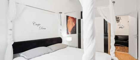 2 habitaciones, tabla de planchar con plancha y wifi