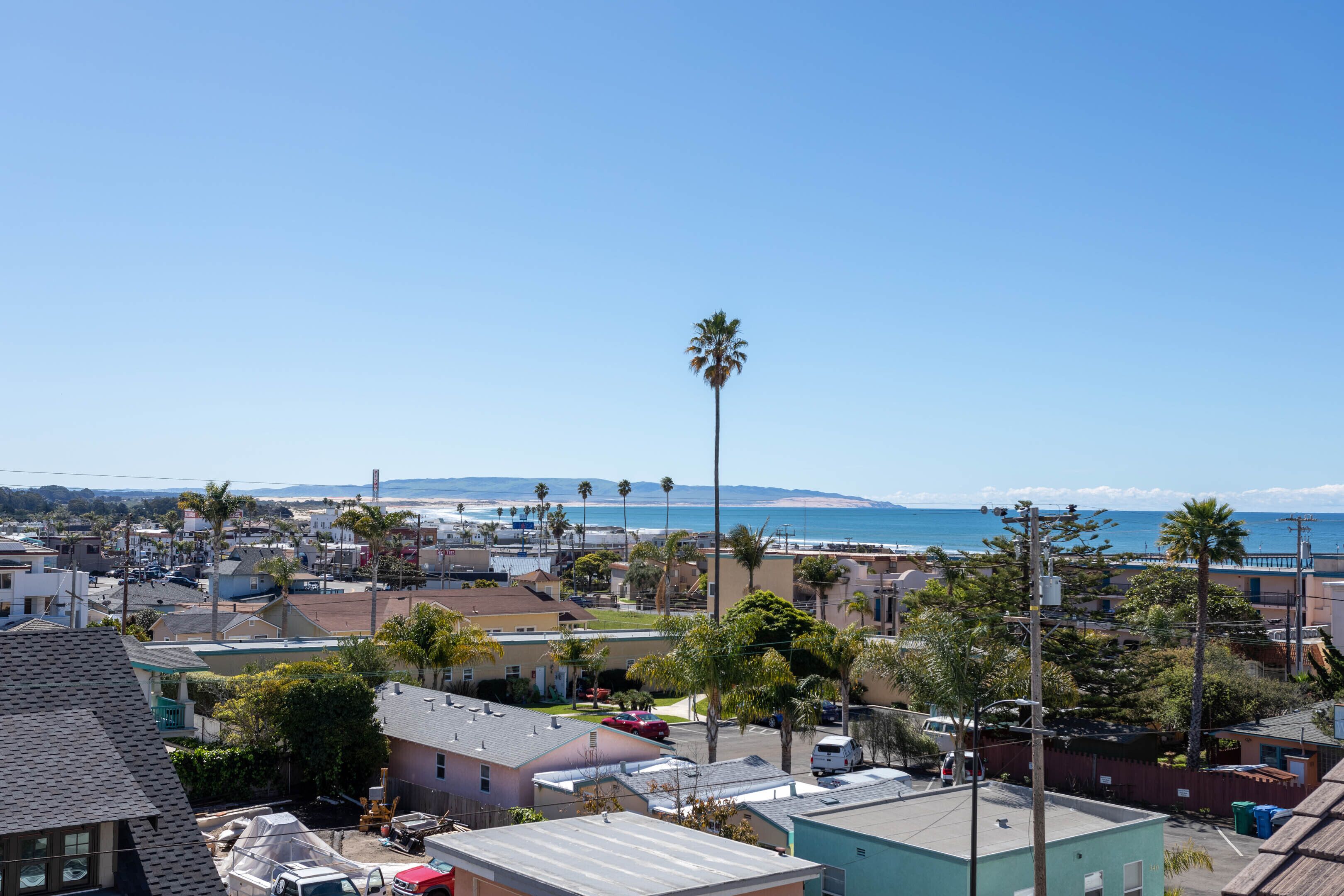 Beautiful Updated House with Ocean Views in Downtown Pismo