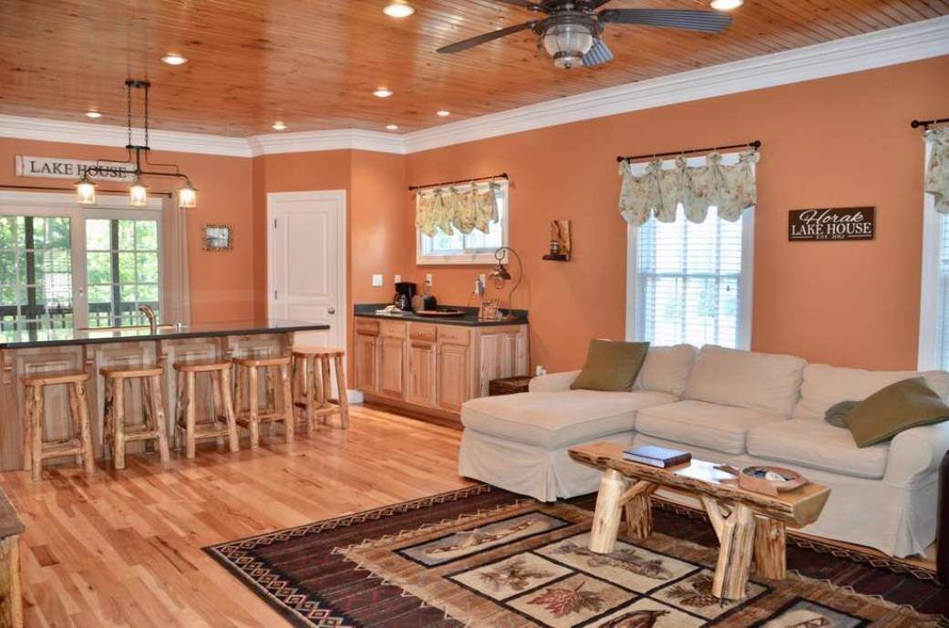 Fall dates open 🍁 61 FIVE ⭐️ Reviews Fire pit, Ping Pong, Foosball table