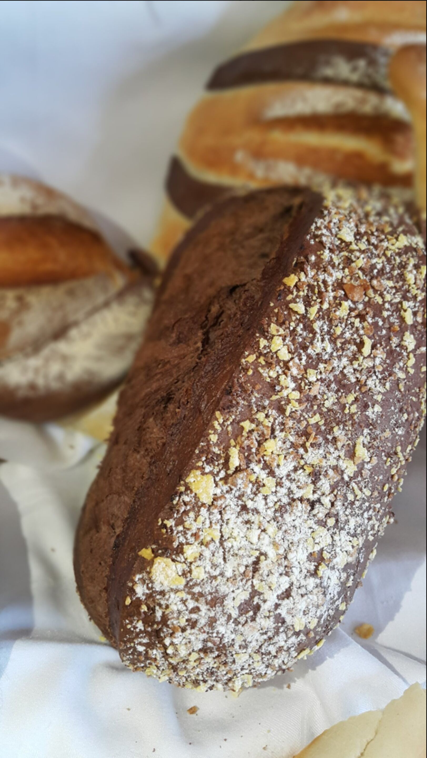 daily continental breakfast (eur 15.24 per person)