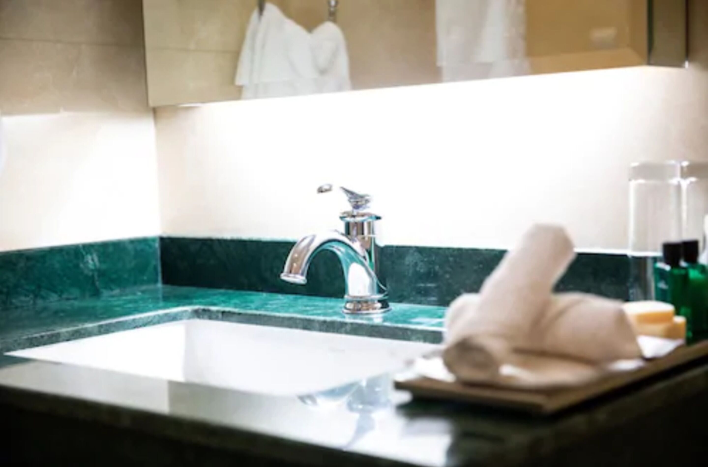 separate bathtub and shower, free toiletries, hair dryer, slippers