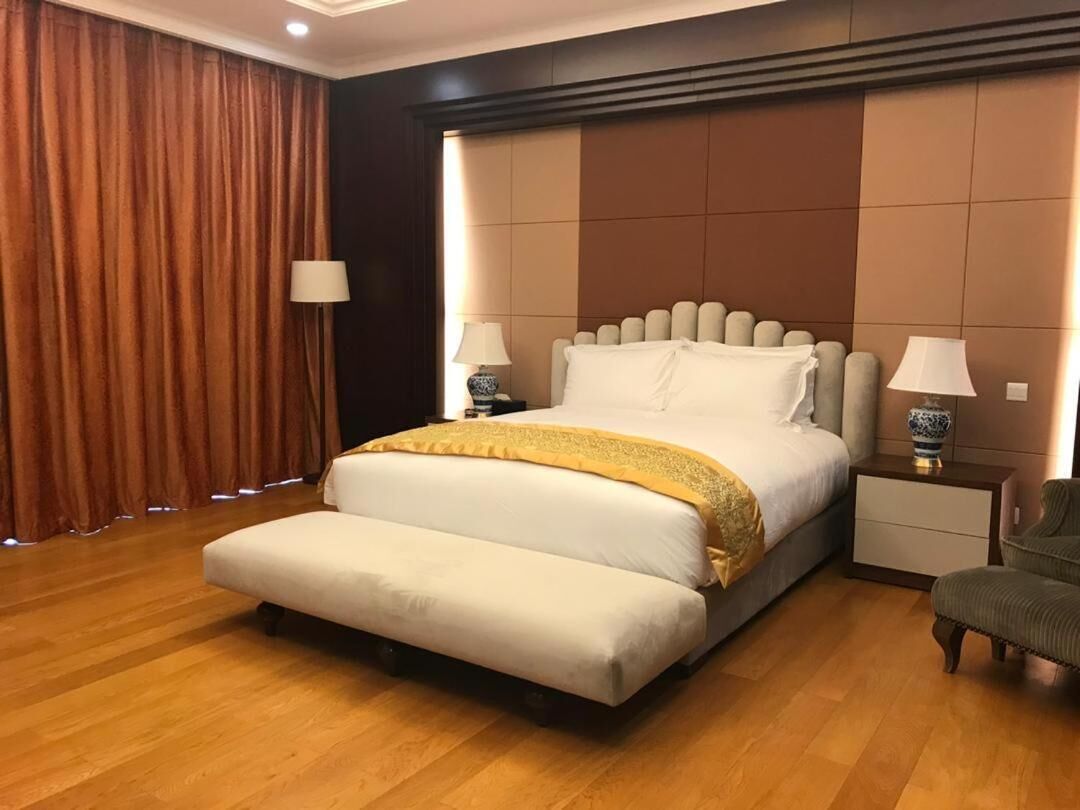 in-room safe, blackout curtains, soundproofing, iron/ironing board