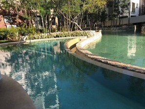 Outdoor pool, an infinity pool