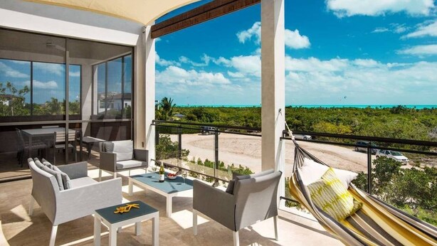 Unclassified image, 1 of 20, button - Luxury Private Villa w. Pool - Ocean Views (Providenciales)