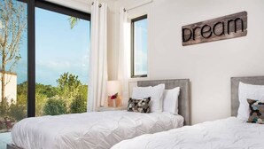 Unclassified image, 2 of 20, button - Luxury Private Villa w. Pool - Ocean Views (Providenciales)