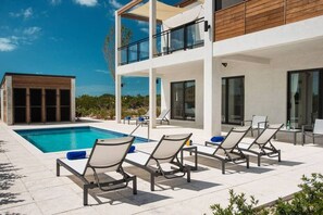 Outdoor pool, sun loungers - Luxury Private Villa w. Pool - Ocean Views (Providenciales)