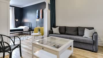 TV, Netflix, streaming services