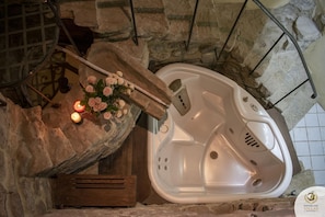 Villa (Multiple Bedrooms) | Bathroom