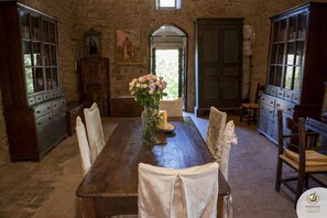 Villa (Multiple Bedrooms) | Cucina privata | Frigorifero, forno, piano cottura, lavastoviglie