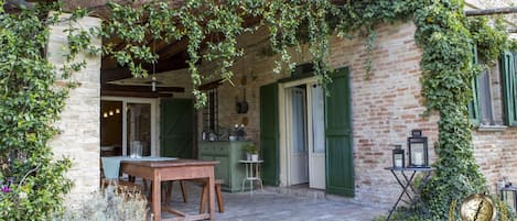 別墅 (Multiple Bedrooms) | 陽台