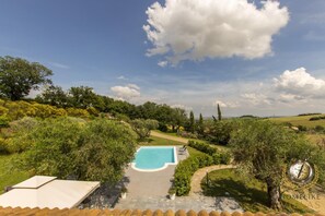 Outdoor pool - Villa Giorgi (Cingoli)