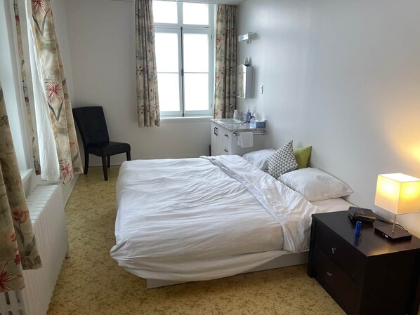 1 bedroom, WiFi, bed sheets, wheelchair access
