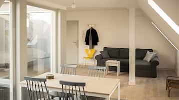 Apartment, Terrace (DG, rechts) | In-room dining