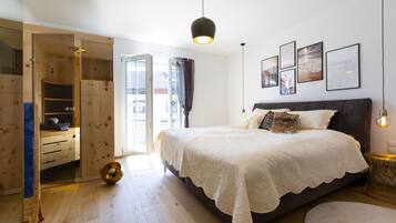 2 Schlafzimmer, schallisolierte Zimmer, Bügeleisen/Bügelbrett, WLAN