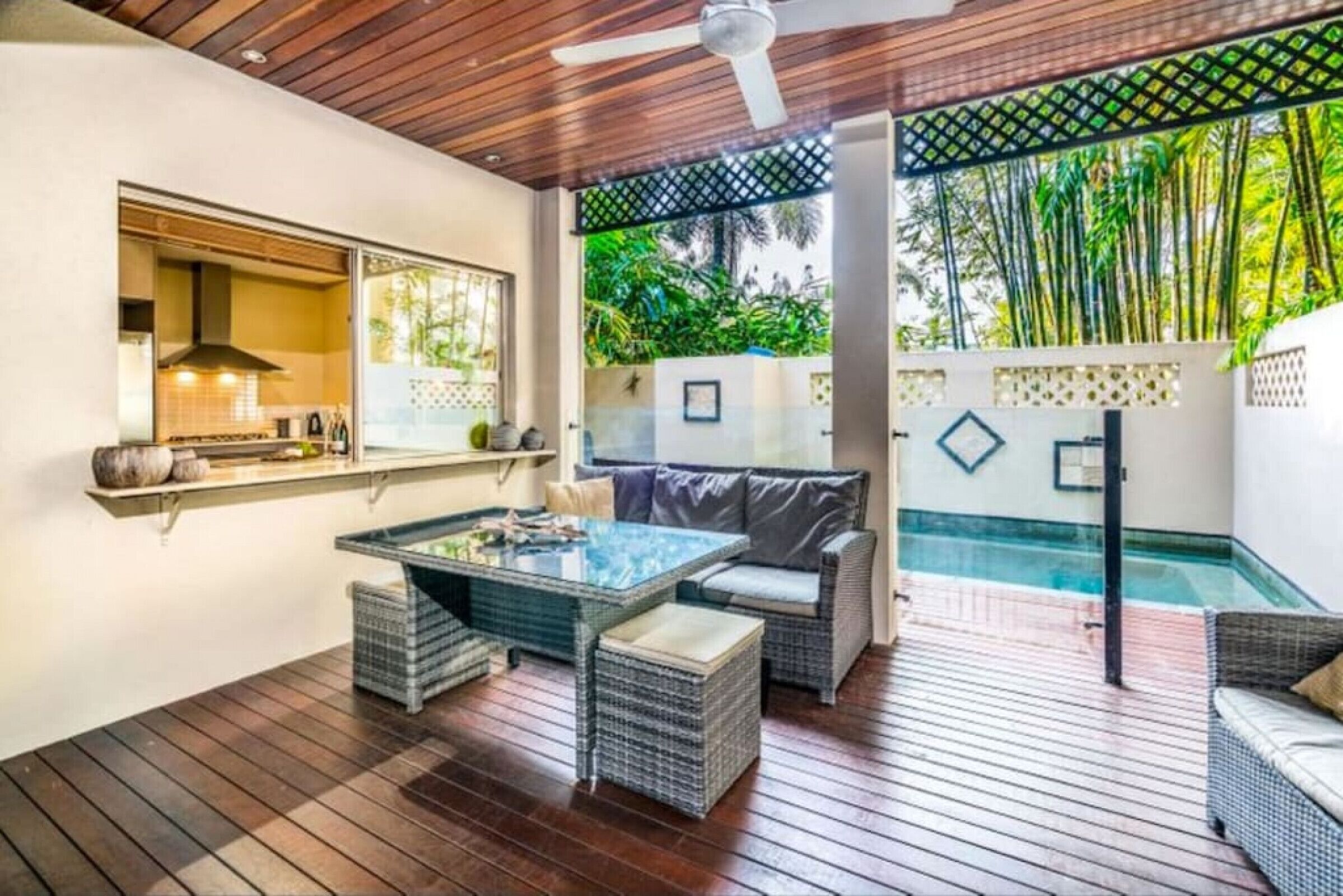Cairns · Resort Living★12min to Airport★Private Pool for 8★Free WiFi★Parking