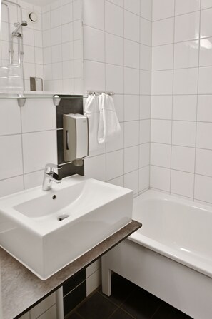 Unclassified image, 5 of 5, button - Amadeus Hotell (Hallands län)