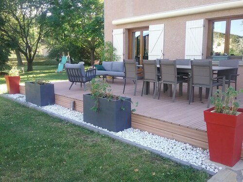 LE CLOS FLEURI..........