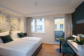 Premium Apartment, 1 Bedroom | In-room safe, desk, laptop workspace, soundproofing