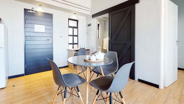 Family Apartment | In-room dining - Heriot Apartment 1016 (Cape Town)