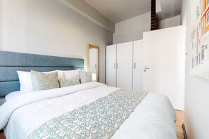 Appartement Familial | 2 chambres, rideaux occultants, fer et planche à repasser, Wi-Fi gratuit