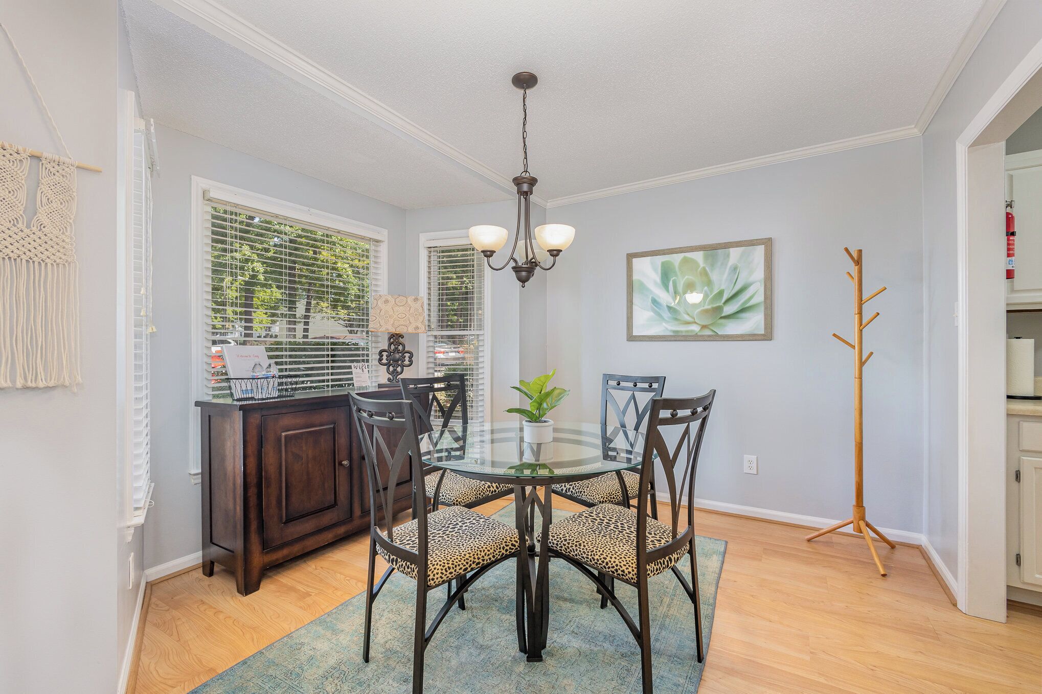 ⭐️⭐️⭐️⭐️⭐️ Cute Cary Townhouse near DT Cary, Morrisville & I40