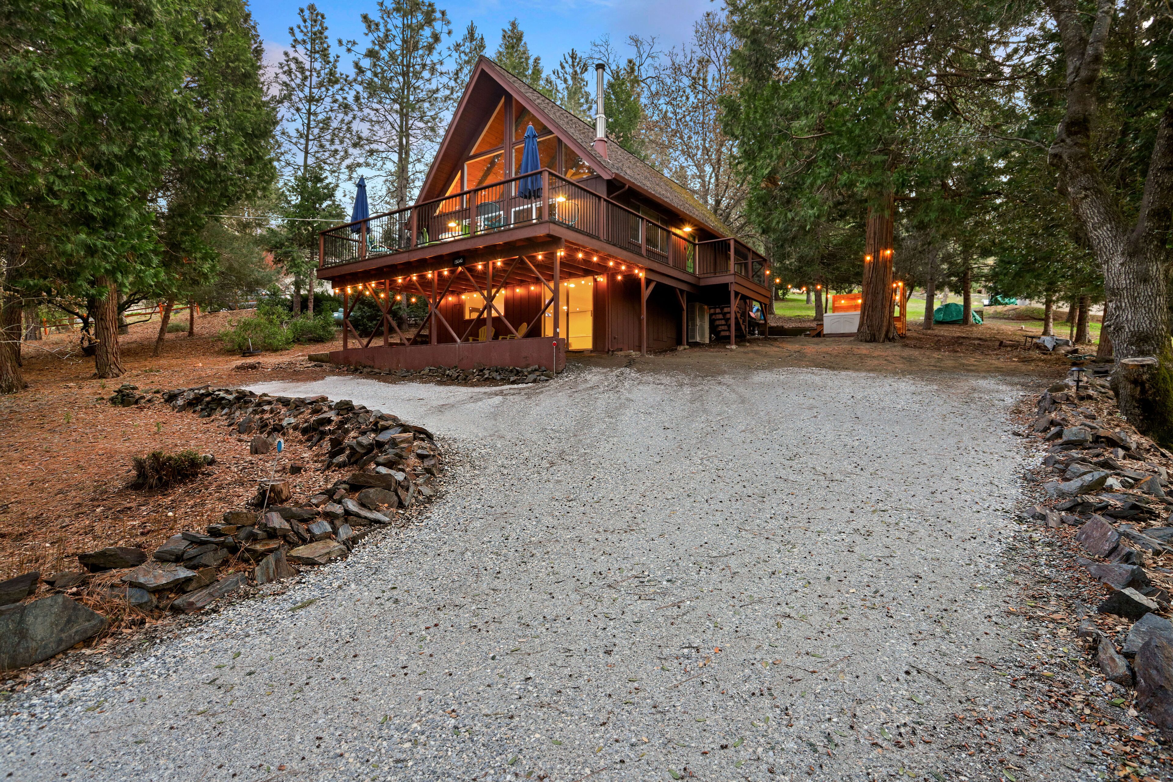 "Time Out", Modern A Frame Cabin near Yosemite