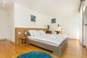 5 عدّة غرف نوم ومكتب ومكواة/لوح كي وواي فاي مجانًا