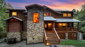 Exterior - Heated Private Indoor-Indoor Swimming Pool & Hot Tub | Across from Dollywood (Sevierville)