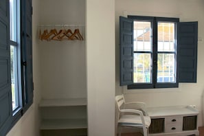 5 bedrooms, iron/ironing board, travel cot, WiFi