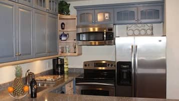 Apartment (#1) | Private kitchen | Fridge, microwave