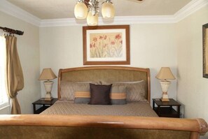 Apartment (#1) | Iron/ironing board, free WiFi, bed sheets - Atlantic Shores Vacation Villas (Singer Island)