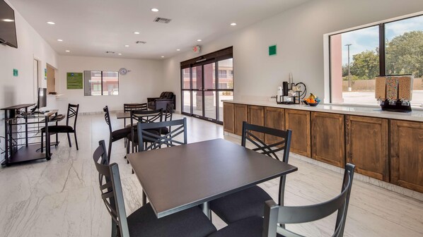 Dining - Surestay by Best Western Baytown (Baytown)