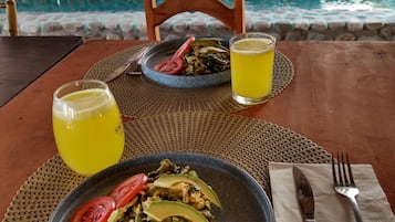 Daily local cuisine breakfast for a fee