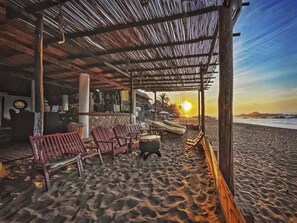 Hot stone massages, deep-tissue massages, Swedish massages - Posada Buda Tortuga (Santa María Tonameca)