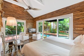 3 camere, una scrivania, ferro/asse da stiro, Wi-Fi gratuito