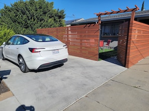 Property grounds - 2 Beds, 1 Bath, Kitchen private space, Furnished Stanford, Palo Alto, Menlo Park (Menlo Park)