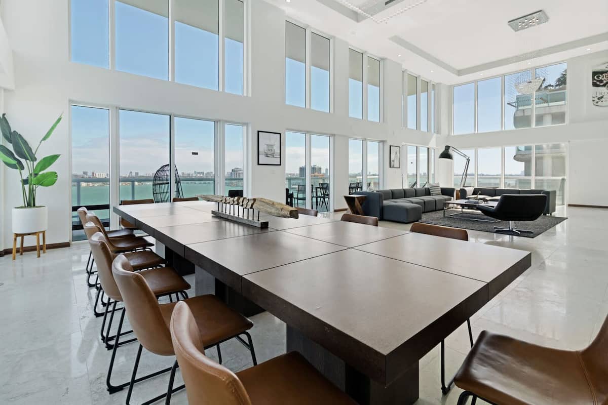 Penthouse, 3 Schlafzimmer (#15) | Essbereich im Zimmer