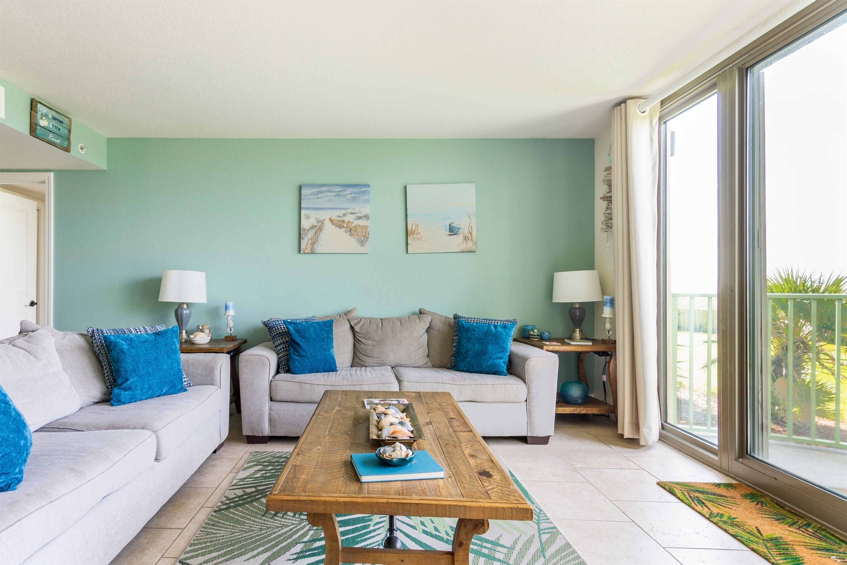 Beachfront Condo ~ Ocean views ~ Pool & Beach ~Docks