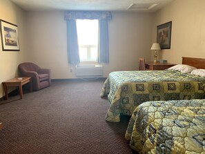 Double or Twin Room | Free WiFi - Rainbow Inn (Rainbow Lake)