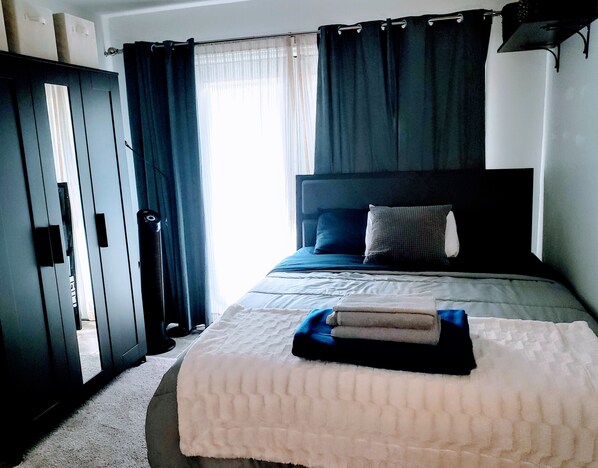 1 makuuhuone, työpöytä, Wi-Fi