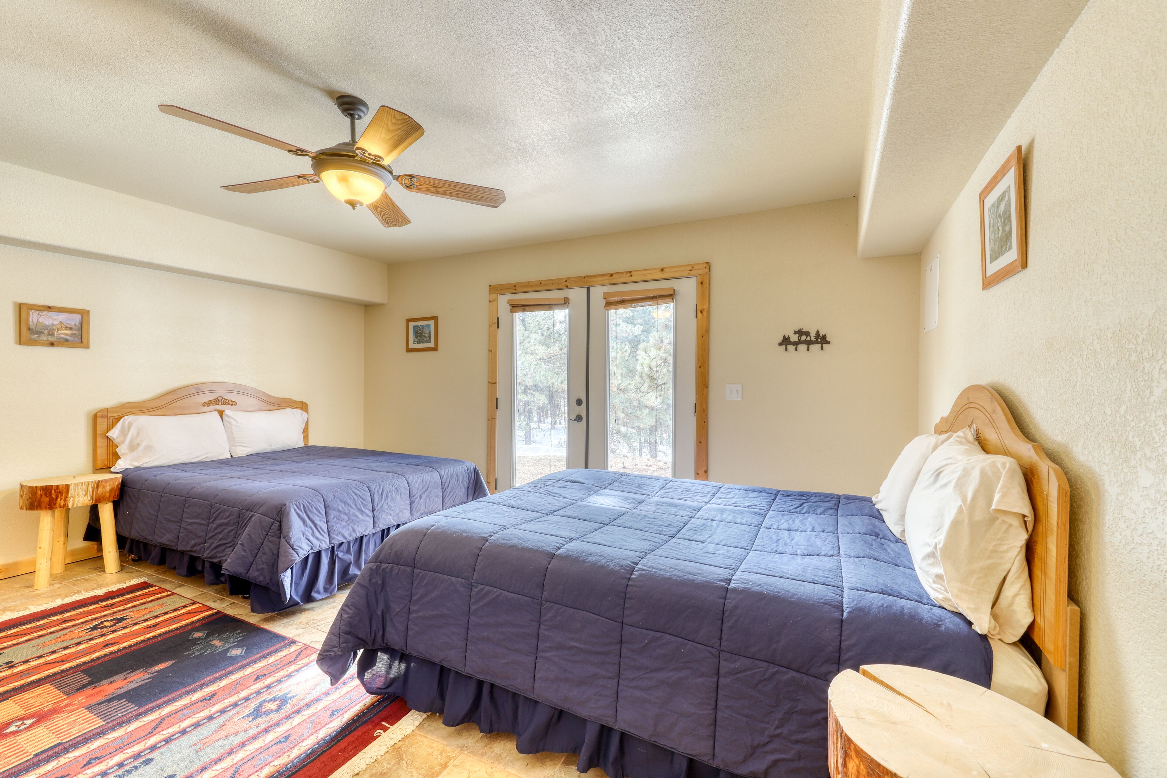 Cute walk-out basement w/ full kitchen, free WiFi, and full resort amenities!