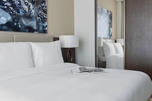 Cots/infant beds - Jumeirah Living Marina Gate (Dubai)